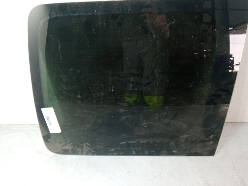 Recambio de luna trasera derecha para volkswagen caddy iii furgoneta/monovolumen (2ka, 2kh, 2ca, 2ch) 1.9 tdi 4motion referencia Recambio de luna trasera derecha para volkswagen caddy iii furgoneta/monovolumen (2ka, 2kh, 2ca, 2ch) 1.9 tdi 4motion referencia