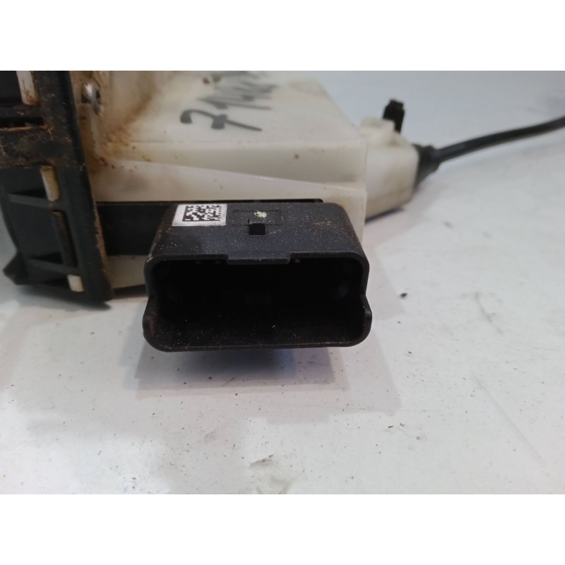 Recambio de cerradura puerta delantera derecha para peugeot 208 i (ca_, cc_) 1.2 vti 82 referencia OEM IAM   