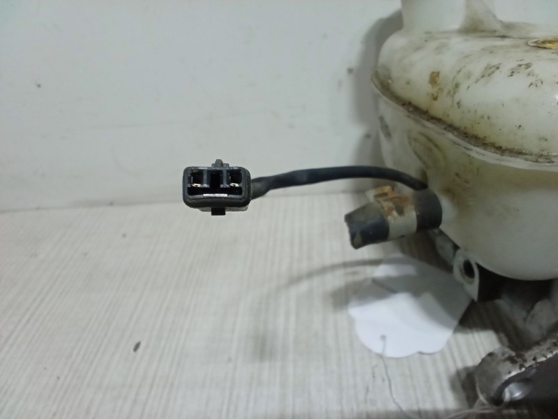 Recambio de bomba freno para kia carnival ii (gq) 2.5 v6 referencia OEM IAM   