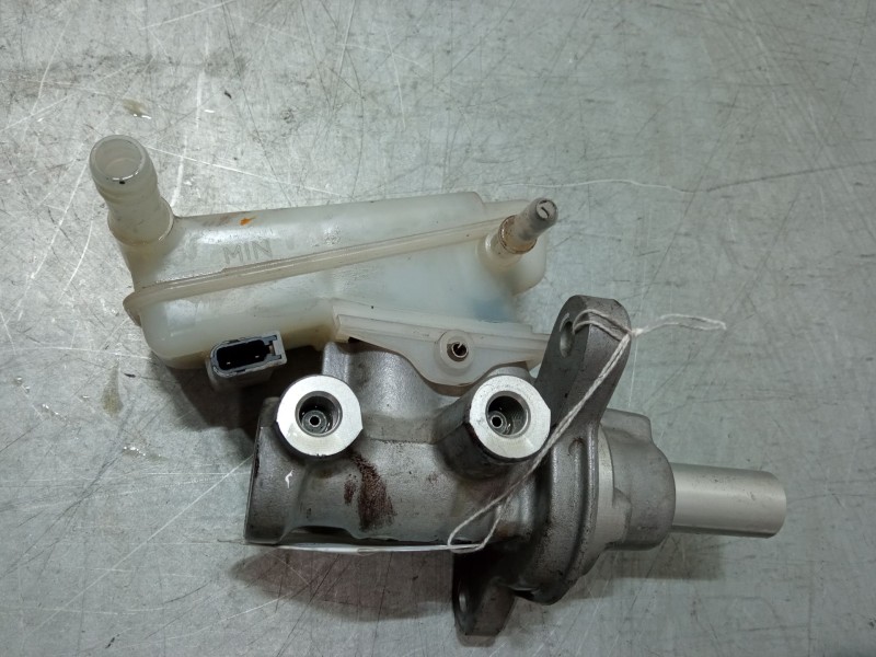 Recambio de bomba freno para mazda 2 (de_, dh_) 1.4 mzr-cd referencia OEM IAM   