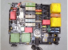 Recambio de caja reles / fusibles para peugeot 2008 i (cu_) 1.2 thp 110 / puretech 110 referencia OEM IAM 42713802