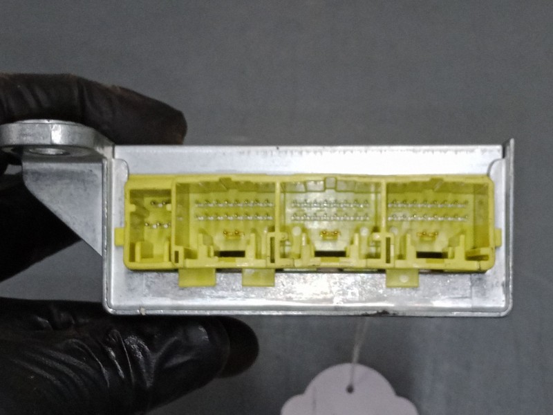 Recambio de centralita airbag para mazda 2 (de_, dh_) 1.6 mz-cd referencia OEM IAM DF7357K30E   Recambio de centralita airbag para mazda 2 (de_, dh_) 1.6 mz-cd referencia OEM IAM DF7357K30E