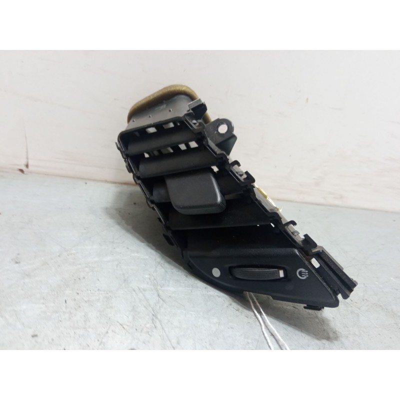 Recambio de aireador central izquierdo para ford fiesta vi (cb1, ccn) 1.25 referencia OEM IAM 8A61A018B09  