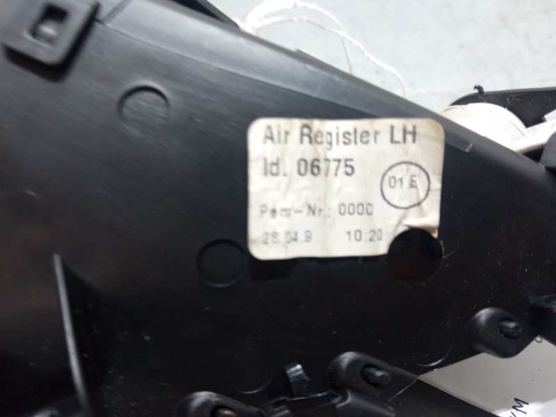 Recambio de aireador central izquierdo para ford fiesta vi (cb1, ccn) 1.25 referencia OEM IAM 8A61A018B09   Recambio de aireador central izquierdo para ford fiesta vi (cb1, ccn) 1.25 referencia OEM IAM 8A61A018B09