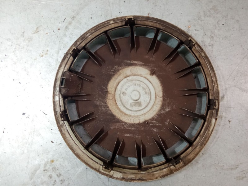 Recambio de tapacubos para bmw 3 (e30) 318 i referencia OEM IAM 36131179170  
