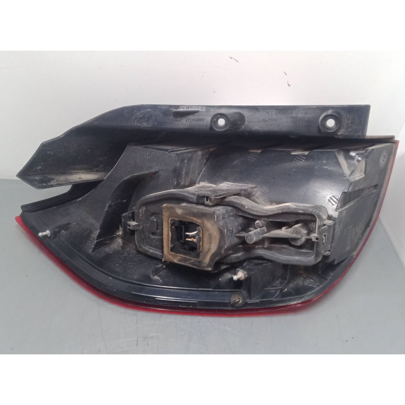 Recambio de piloto trasero derecho para renault scénic ii (jm0/1_) 1.6 16v (jm1r) referencia OEM IAM 8200474327   Recambio de piloto trasero derecho para renault scénic ii (jm0/1_) 1.6 16v (jm1r) referencia OEM IAM 8200474327