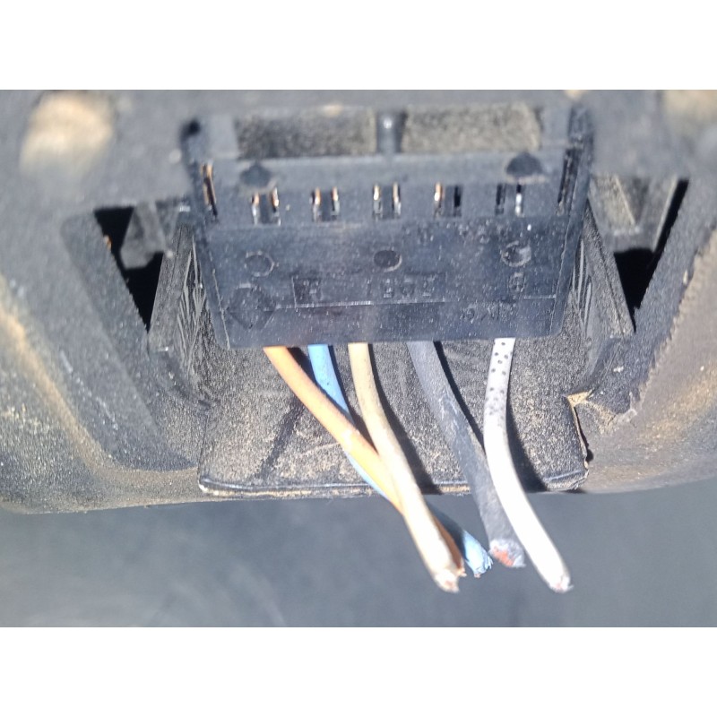 Recambio de piloto trasero derecho para renault scénic ii (jm0/1_) 1.6 16v (jm1r) referencia OEM IAM 8200474327   Recambio de piloto trasero derecho para renault scénic ii (jm0/1_) 1.6 16v (jm1r) referencia OEM IAM 8200474327