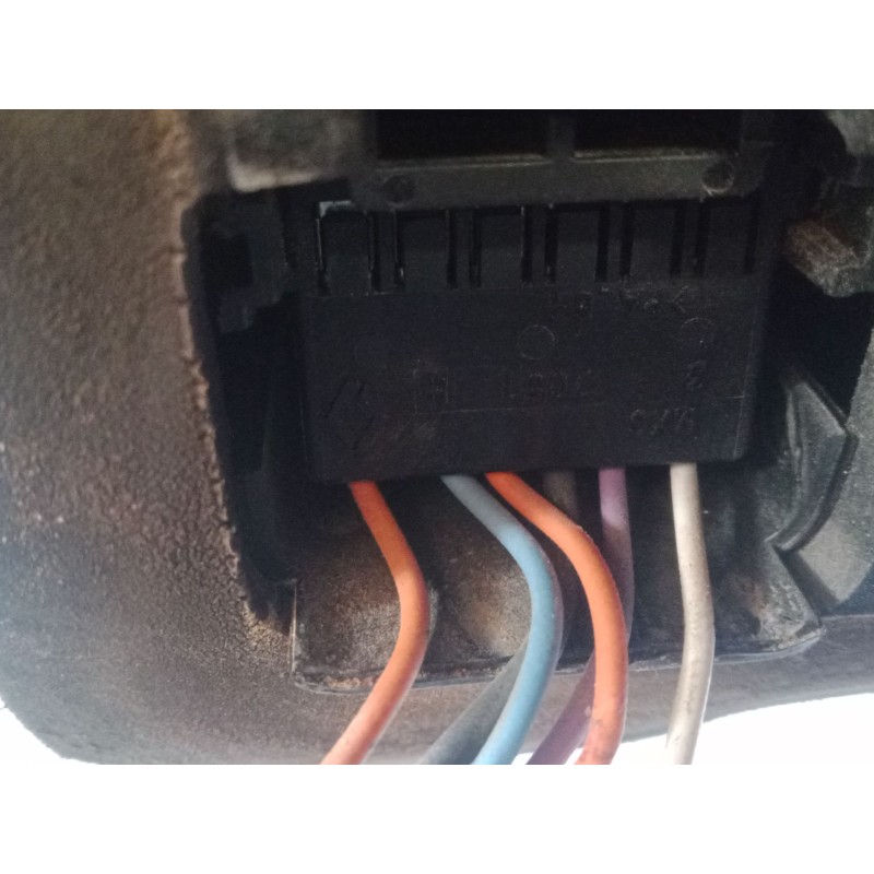 Recambio de piloto trasero izquierdo para renault scénic ii (jm0/1_) 1.6 16v (jm1r) referencia OEM IAM 8200474328   Recambio de piloto trasero izquierdo para renault scénic ii (jm0/1_) 1.6 16v (jm1r) referencia OEM IAM 8200474328