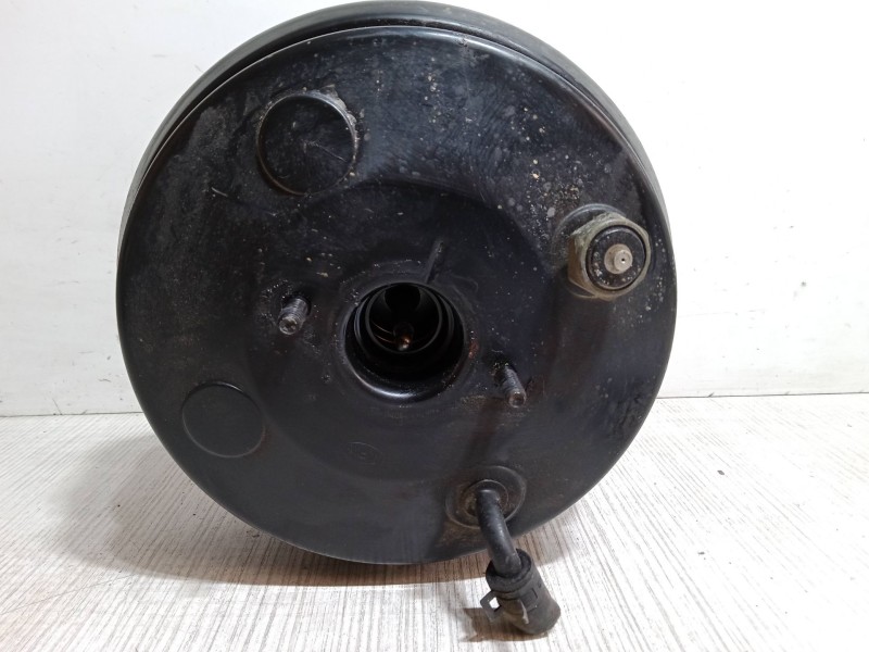 Recambio de servofreno para kia carnival ii (gq) 2.5 v6 referencia OEM IAM   