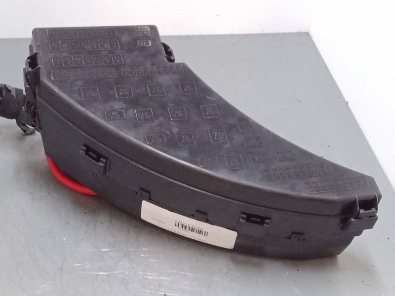 Recambio de caja reles / fusibles para jaguar s-type ii (x200) 2.7 d referencia OEM IAM 2R8T14A067CB   Recambio de caja reles / fusibles para jaguar s-type ii (x200) 2.7 d referencia OEM IAM 2R8T14A067CB