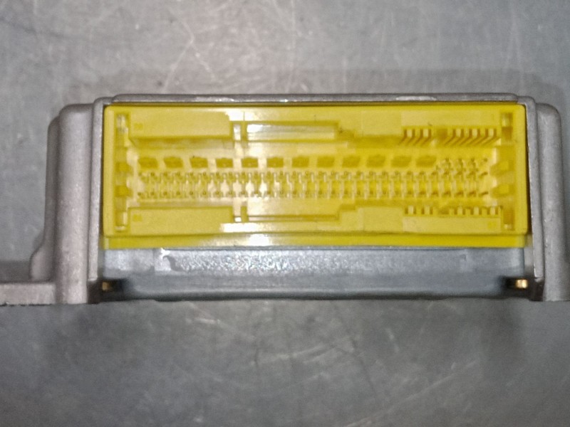 Recambio de centralita airbag para mercedes-benz clk (c209) clk 200 kompressor (209.342) referencia OEM IAM 0285001373  00102097 Recambio de centralita airbag para mercedes-benz clk (c209) clk 200 kompressor (209.342) referencia OEM IAM 0285001373  00102097