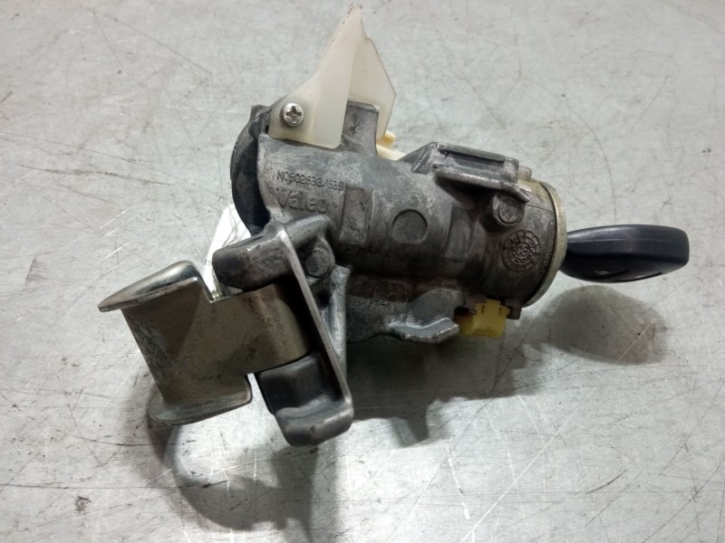 Recambio de clausor para toyota auris (_e15_) 1.4 d-4d (nde150_) referencia OEM IAM N0502538  