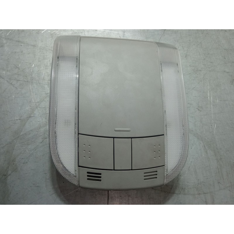 Recambio de luz interior central para toyota auris (_e15_) 1.4 d-4d (nde150_) referencia OEM IAM 8126002100  