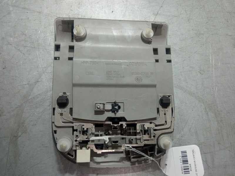 Recambio de luz interior central para toyota auris (_e15_) 1.4 d-4d (nde150_) referencia OEM IAM 8126002100  