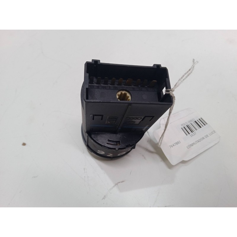 Recambio de conmutador de luces para volkswagen polo (6n2) 1.4 16v referencia OEM IAM 1S7T14A132BD  C1-T2261