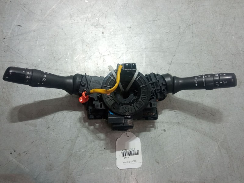 Recambio de mando luces para toyota auris (_e15_) 1.4 d-4d (nde150_) referencia OEM IAM   