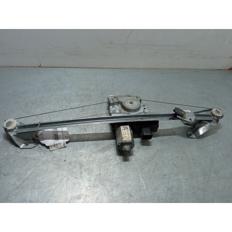 Recambio de elevalunas electrico trasero derecho para opel zafira / zafira family b (a05) 1.7 cdti (m75) referencia OEM IAM 1313