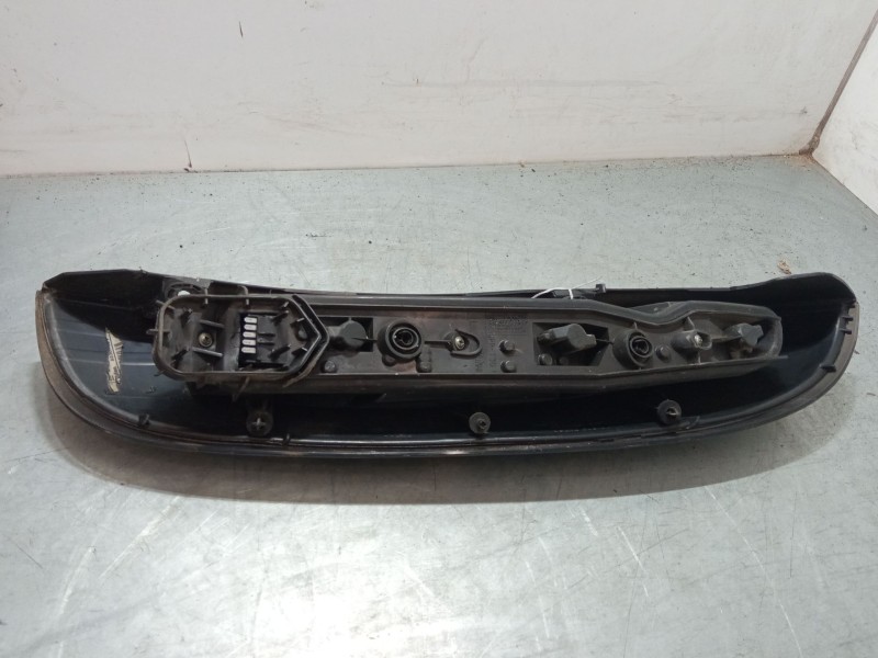 Recambio de piloto trasero izquierdo para opel corsa c (x01) 1.7 cdti (f08, f68) referencia OEM IAM    Recambio de piloto trasero izquierdo para opel corsa c (x01) 1.7 cdti (f08, f68) referencia OEM IAM