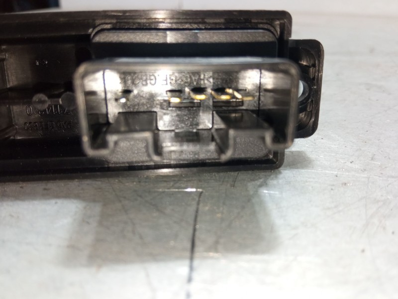 Recambio de elevalunas electrico delantero derecho para mazda 2 (de_, dh_) 1.4 mzr-cd referencia OEM IAM D65166370  