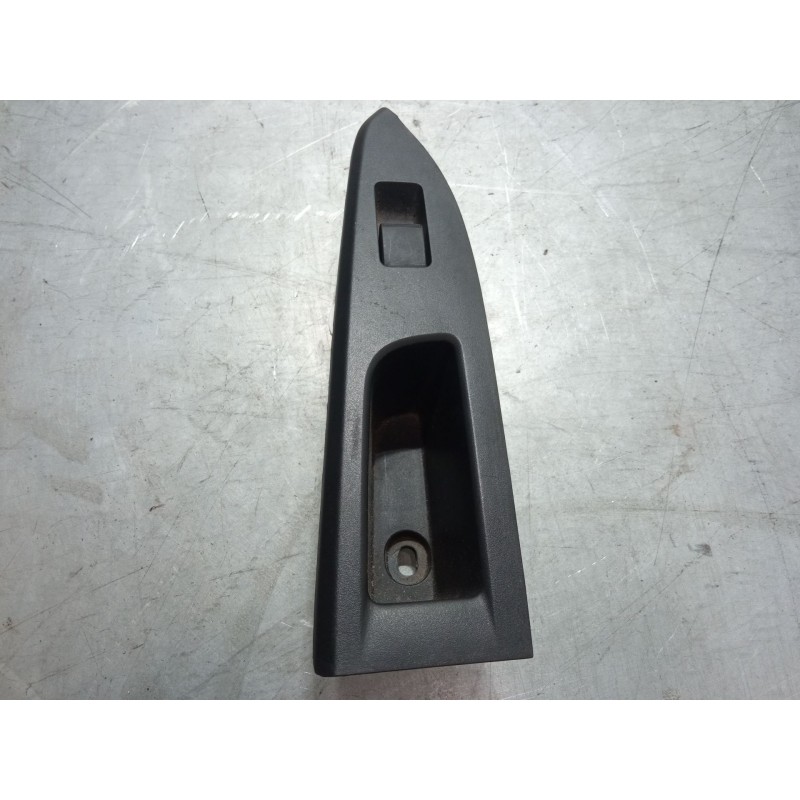 Recambio de mando elevalunas trasero derecho para mazda 2 (de_, dh_) 1.4 mzr-cd referencia OEM IAM D65166370  