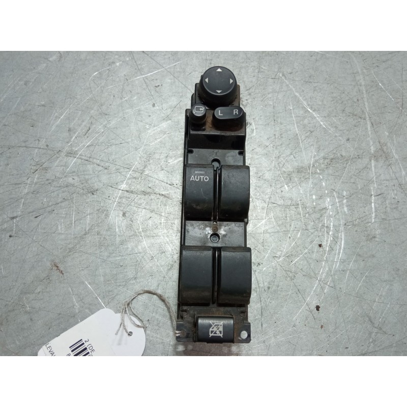Recambio de mando elevalunas delantero izquierdo para mazda 2 (de_, dh_) 1.4 mzr-cd referencia OEM IAM DF7466350B  