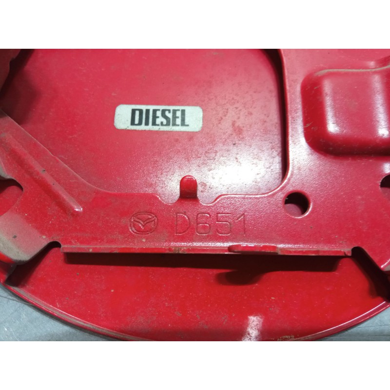 Recambio de tapa exterior combustible para mazda 2 (de_, dh_) 1.4 mzr-cd referencia OEM IAM D651  