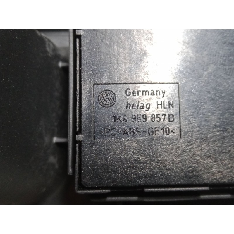 Recambio de mando elevalunas delantero izquierdo para volkswagen golf plus v (5m1, 521) 1.9 tdi referencia OEM IAM    Recambio de mando elevalunas delantero izquierdo para volkswagen golf plus v (5m1, 521) 1.9 tdi referencia OEM IAM