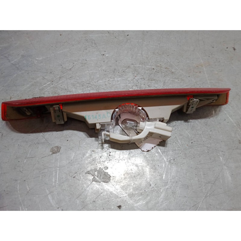 Recambio de luz central de freno para ford fiesta v (jh_, jd_) 1.3 referencia OEM IAM 255113A602  