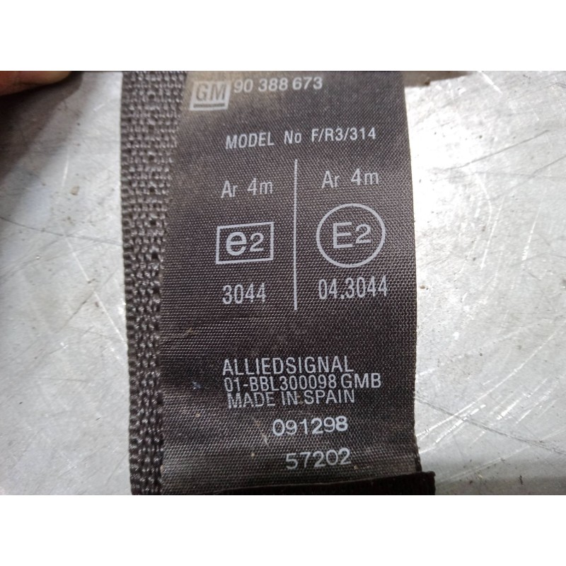Recambio de cinturon seguridad trasero derecho para opel combo furgoneta/monovolumen (71_) 1.7 d referencia OEM IAM 90388673   Recambio de cinturon seguridad trasero derecho para opel combo furgoneta/monovolumen (71_) 1.7 d referencia OEM IAM 90388673