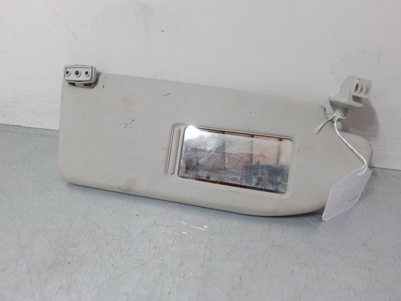 Recambio de parasol izquierdo para seat ibiza iii (6l1) 1.9 sdi referencia OEM IAM    Recambio de parasol izquierdo para seat ibiza iii (6l1) 1.9 sdi referencia OEM IAM