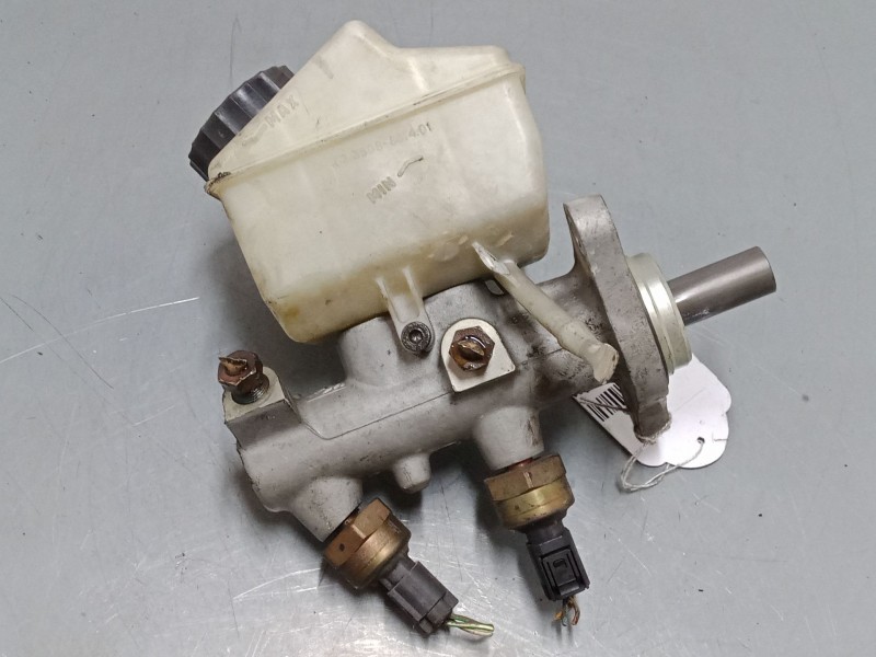 Recambio de bomba freno para volvo xc90 i (275) d5 awd referencia OEM IAM    Recambio de bomba freno para volvo xc90 i (275) d5 awd referencia OEM IAM