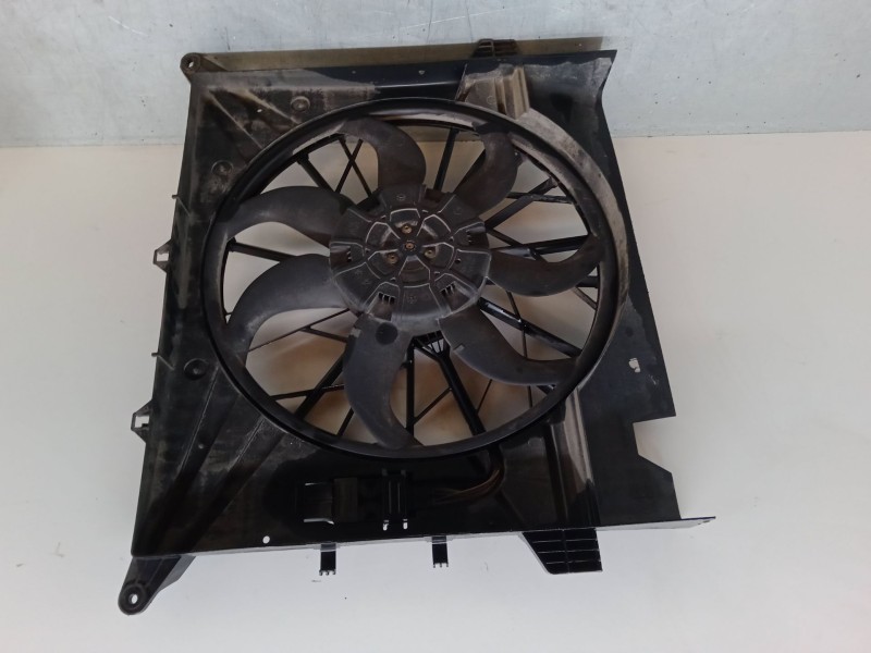 Recambio de electroventilador para volvo xc90 i (275) d5 awd referencia OEM IAM 30665985   Recambio de electroventilador para volvo xc90 i (275) d5 awd referencia OEM IAM 30665985