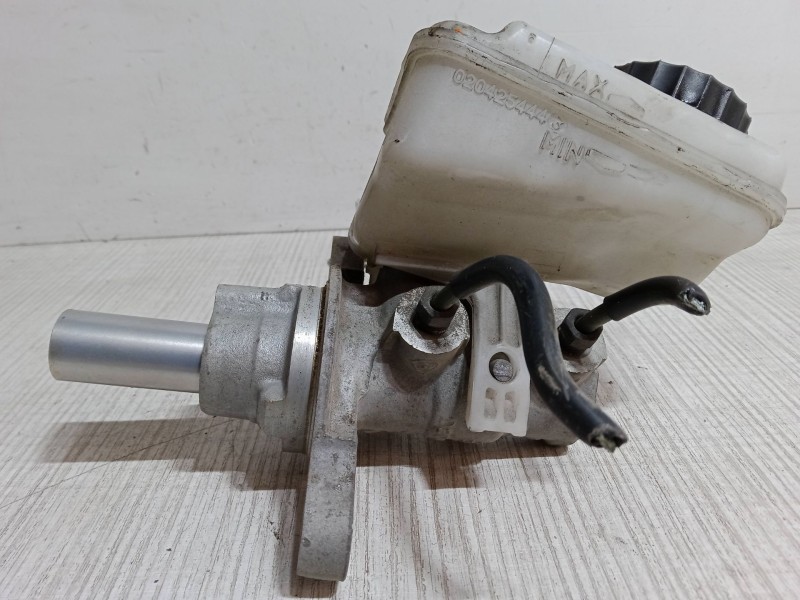 Recambio de bomba freno para peugeot 107 (pm_, pn_) 1.4 hdi referencia OEM IAM   