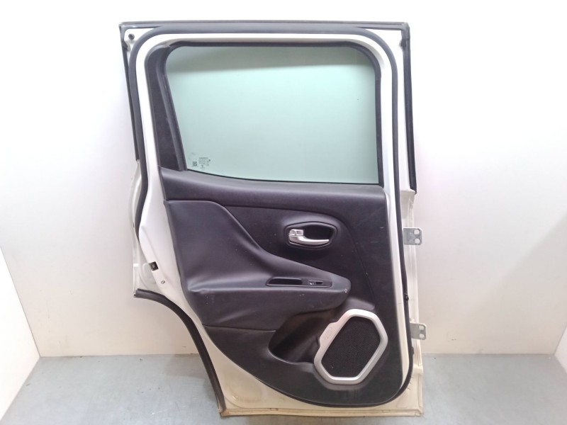 Recambio de puerta trasera izquierda para jeep renegade suv (bu, b1, bv) 1.6 crd referencia OEM IAM 51947562  