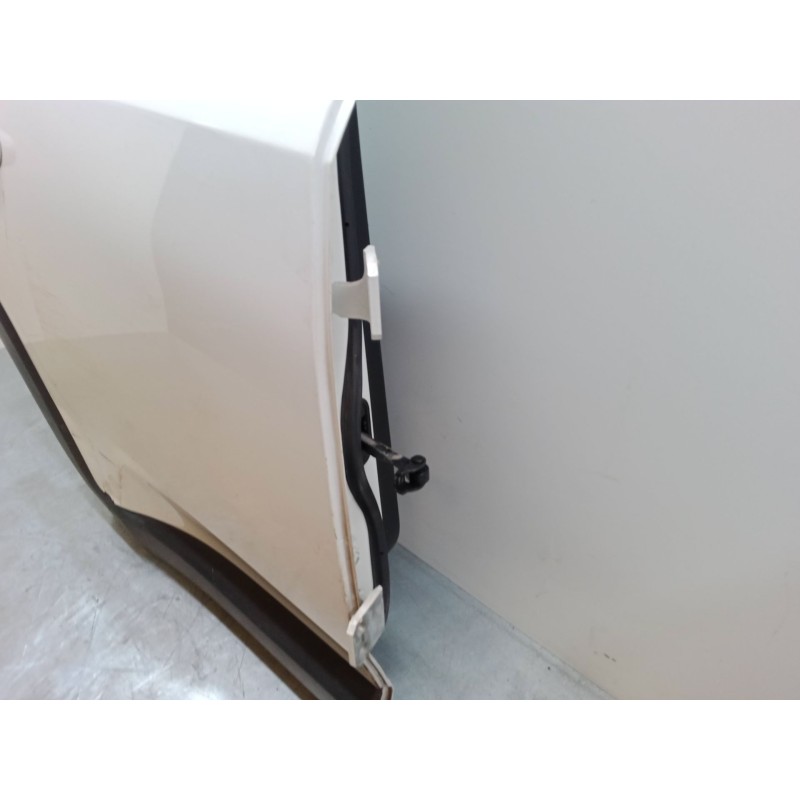 Recambio de puerta trasera derecha para jeep renegade suv (bu, b1, bv) 1.6 crd referencia OEM IAM 52051449  
