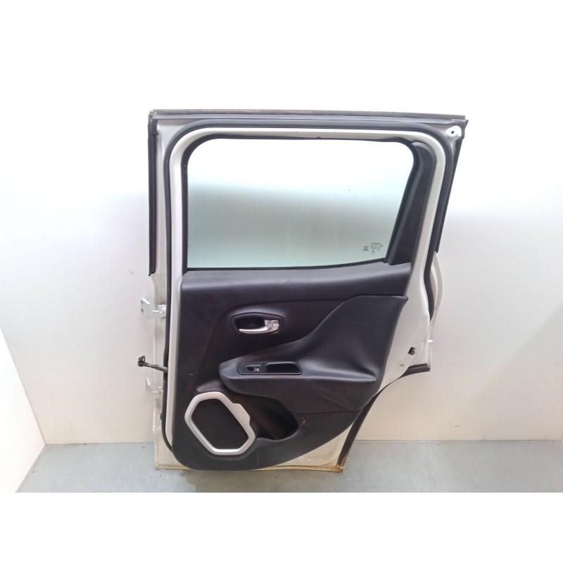 Recambio de puerta trasera derecha para jeep renegade suv (bu, b1, bv) 1.6 crd referencia OEM IAM 52051449  