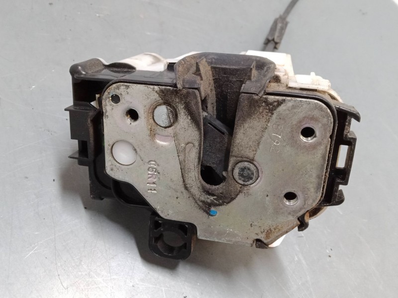 Recambio de cerradura puerta delantera derecha para fiat 500 (312_) 1.2 (312axa1a) referencia OEM IAM 51827593   Recambio de cerradura puerta delantera derecha para fiat 500 (312_) 1.2 (312axa1a) referencia OEM IAM 51827593