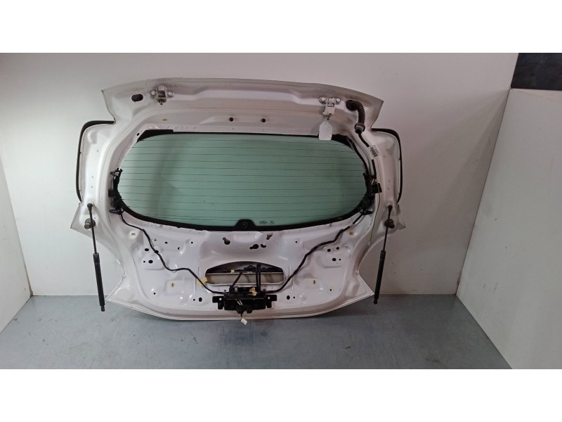 Recambio de porton trasero para peugeot 208 i (ca_, cc_) 1.2 vti 82 referencia OEM IAM   