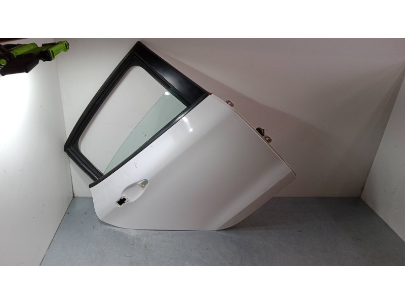 Recambio de puerta trasera derecha para peugeot 208 i (ca_, cc_) 1.2 vti 82 referencia OEM IAM 9671907480  