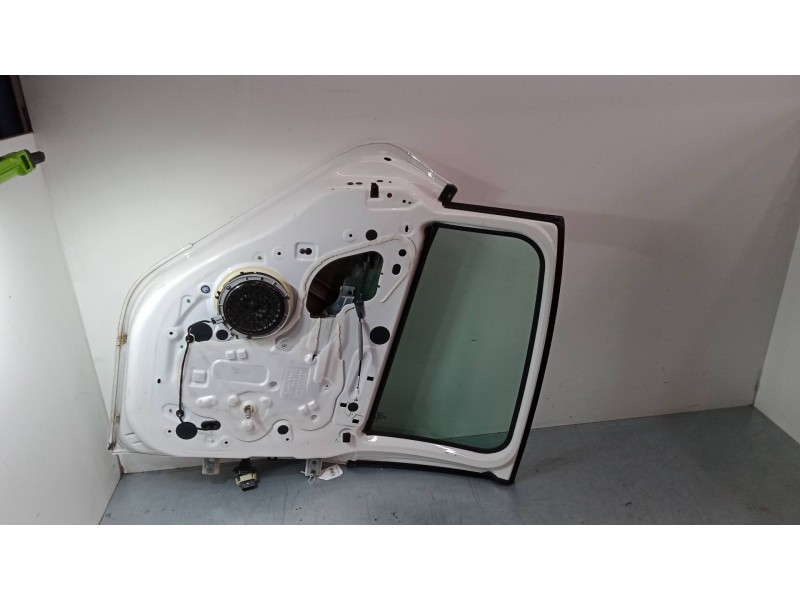 Recambio de puerta trasera izquierda para peugeot 208 i (ca_, cc_) 1.2 vti 82 referencia OEM IAM 9671907580  