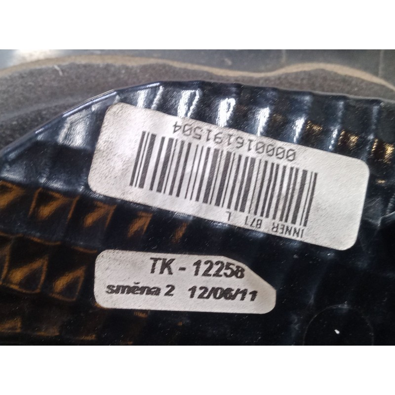 Recambio de piloto trasero porton izquierdo para citroën c4 ii (nc_) 1.6 hdi 110 referencia OEM IAM   