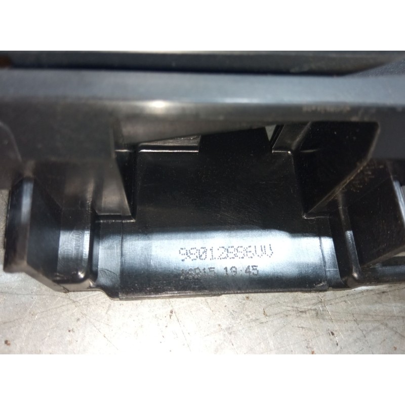 Recambio de maneta interior puerta trasera izquierda para citroën c4 cactus 1.2 vti 82 referencia OEM IAM   