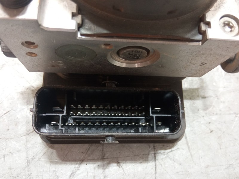 Recambio de abs para peugeot 208 i (ca_, cc_) 1.2 vti 82 referencia OEM IAM 9806891780ESC 10091511793 10022003774