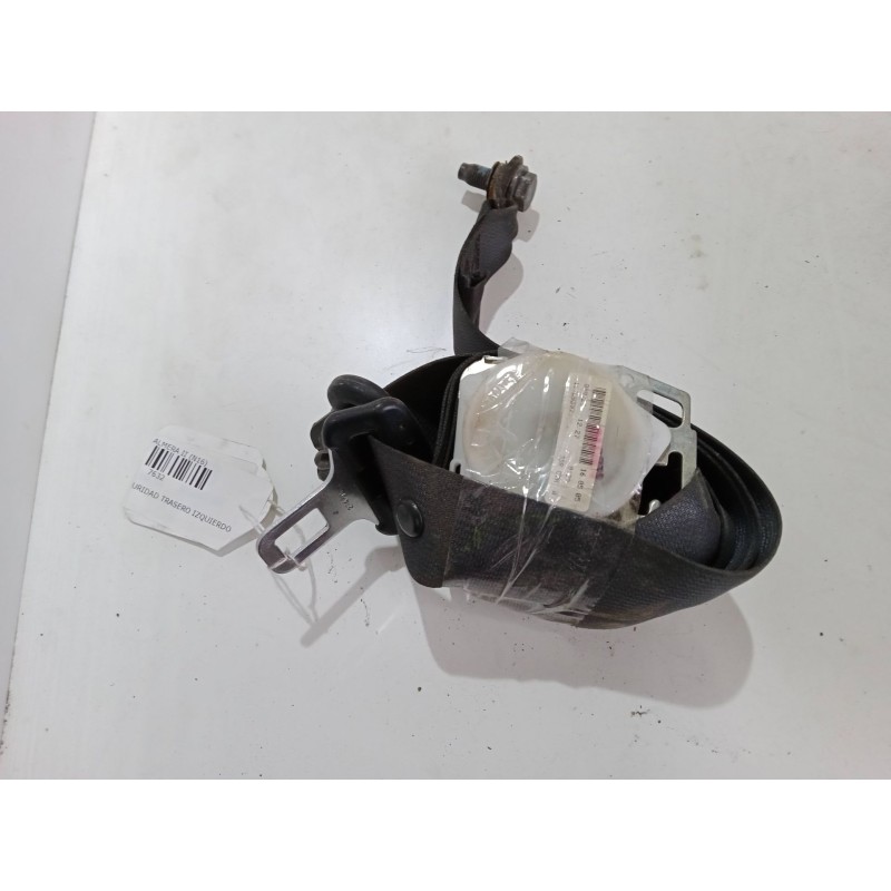 Recambio de cinturon seguridad trasero izquierdo para nissan almera ii (n16) 1.5 referencia OEM IAM 16759397  