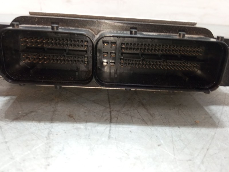 Recambio de centralita motor uce para seat ibiza v (kj1, kjg) 1.0 tsi referencia OEM IAM 04C907309AT  0261S17501