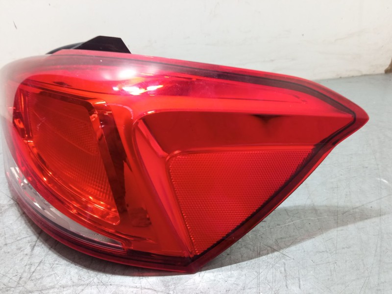 Recambio de piloto trasero derecho para seat ibiza v (kj1, kjg) 1.0 tsi referencia OEM IAM   