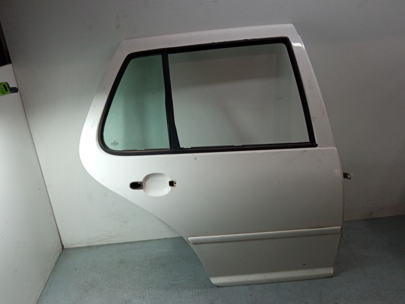 Recambio de puerta trasera derecha para volkswagen golf iv (1j1) 1.6 16v referencia OEM IAM   