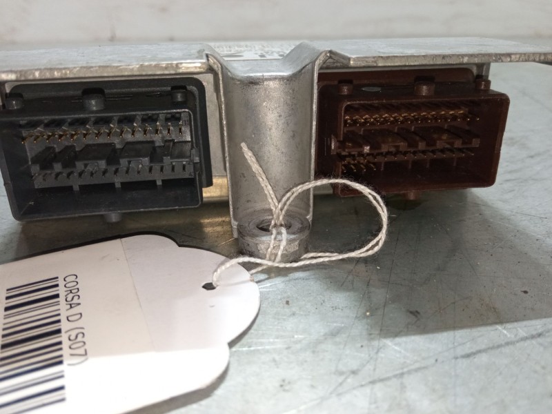 Recambio de centralita airbag para opel corsa d (s07) 1.4 (l08, l68) referencia OEM IAM 13187528  327963935