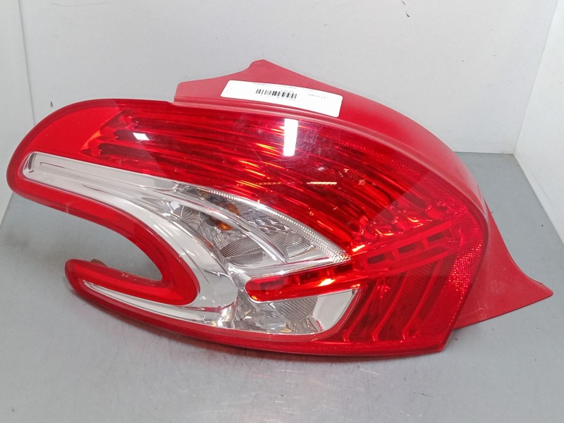 Recambio de piloto trasero izquierdo para peugeot 208 i (ca_, cc_) 1.2 vti 82 referencia OEM IAM 967262828002  