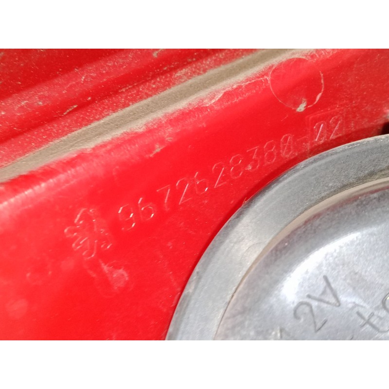 Recambio de piloto trasero derecho para peugeot 208 i (ca_, cc_) 1.2 vti 82 referencia OEM IAM 967262838002  